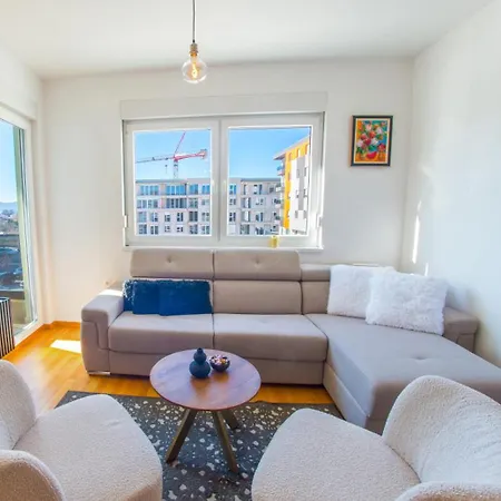 Apartment Lucy 1 *