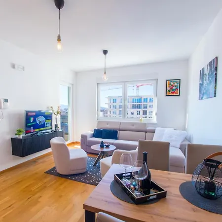 Lucy 1 Apartment Citluk